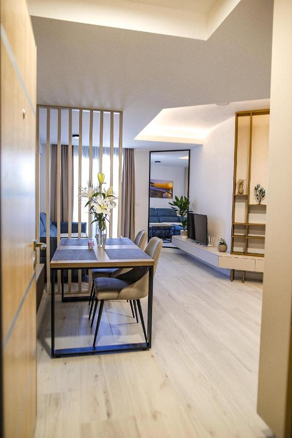 Allure Apartments Улцин Екстериор снимка