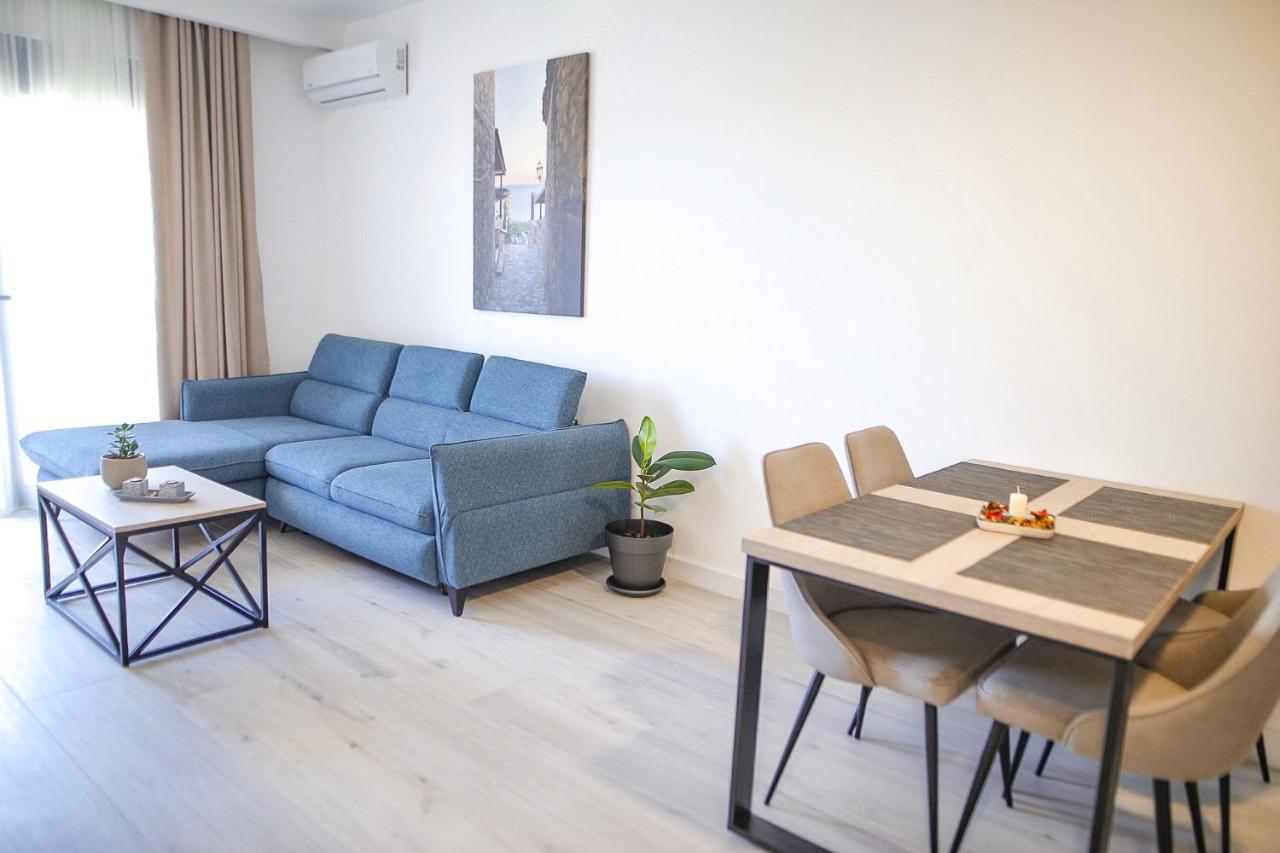 Allure Apartments Улцин Екстериор снимка