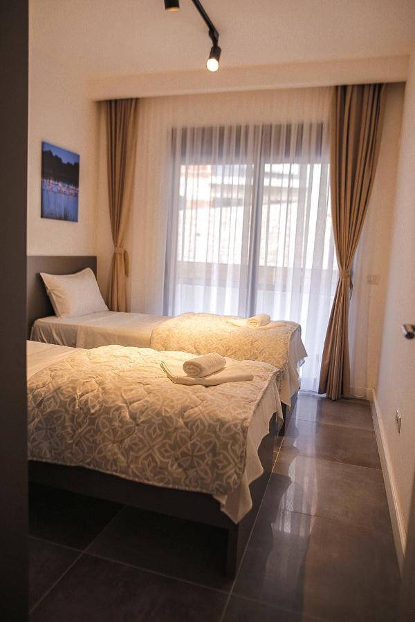 Allure Apartments Улцин Екстериор снимка