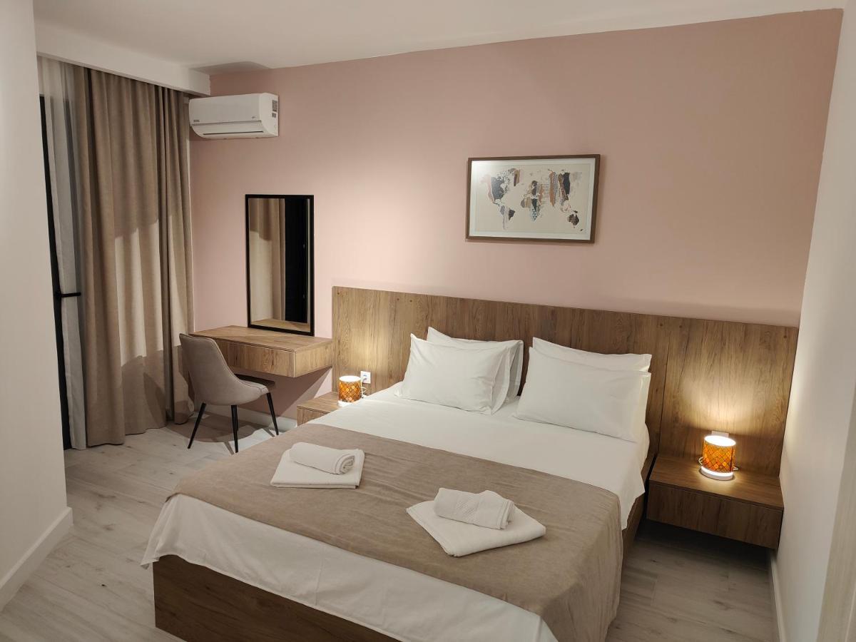 Allure Apartments Улцин Екстериор снимка